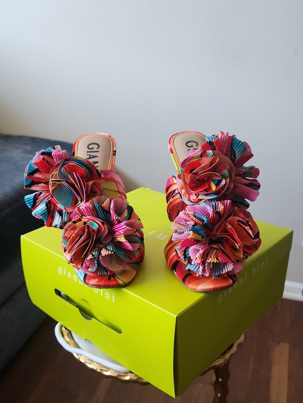 Gianni Bini Pink Multi Floral Embellished Slide Heels - Picture 3 of 9